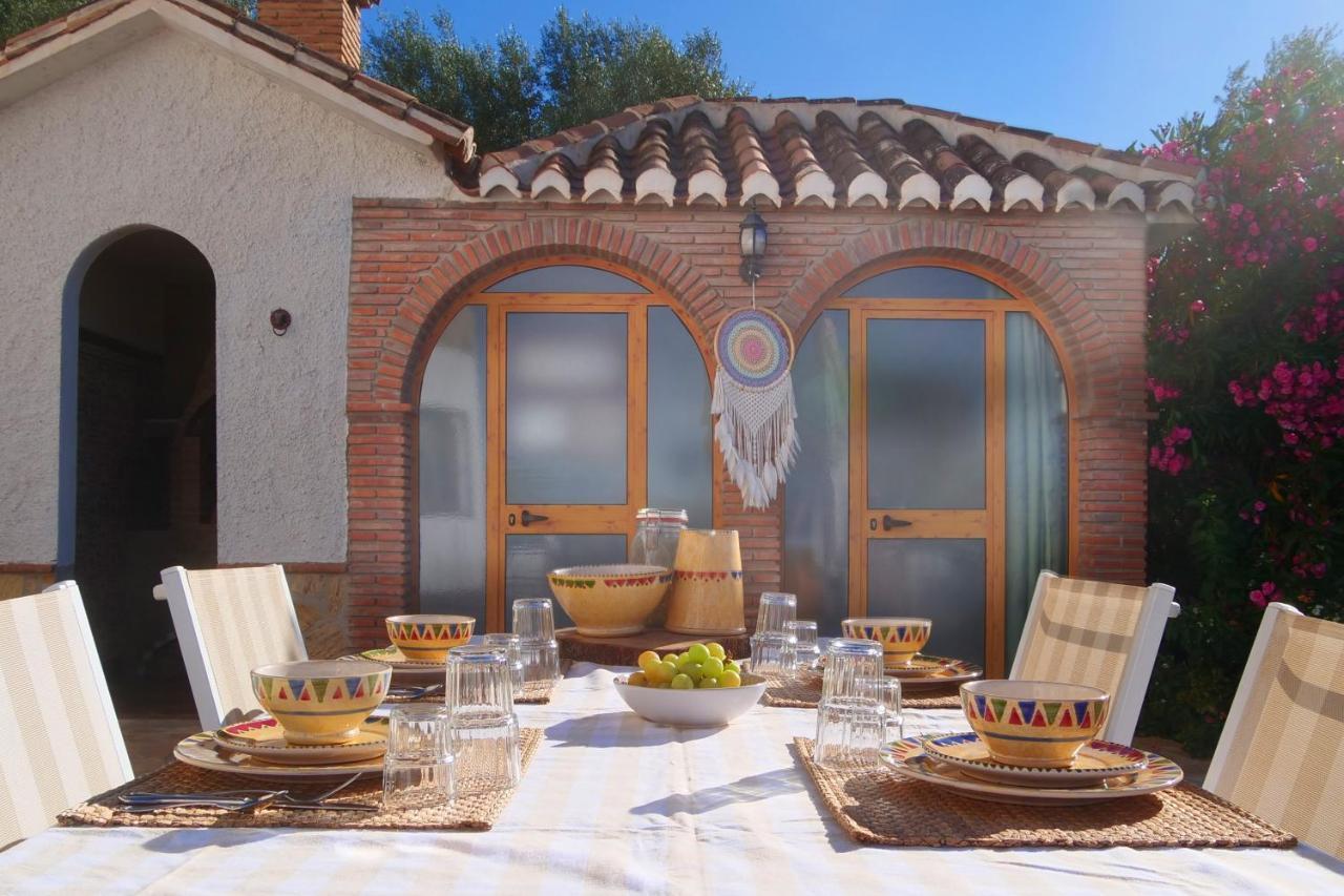 مبيت وإفطار Alcaucín Casa Estrella De Salia المظهر الخارجي الصورة